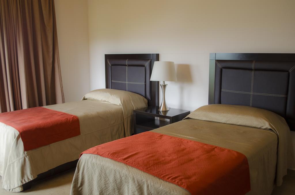 Villaseca Hotel Spa Golf León Buitenkant foto